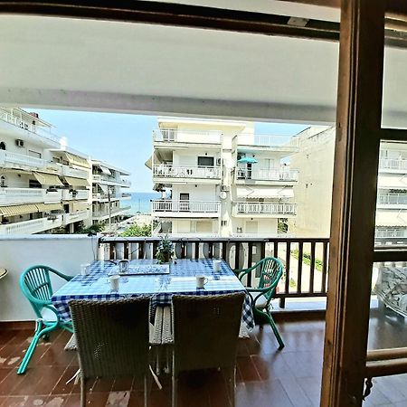 Perea Beach And Sea View Apartment Peraía Dış mekan fotoğraf