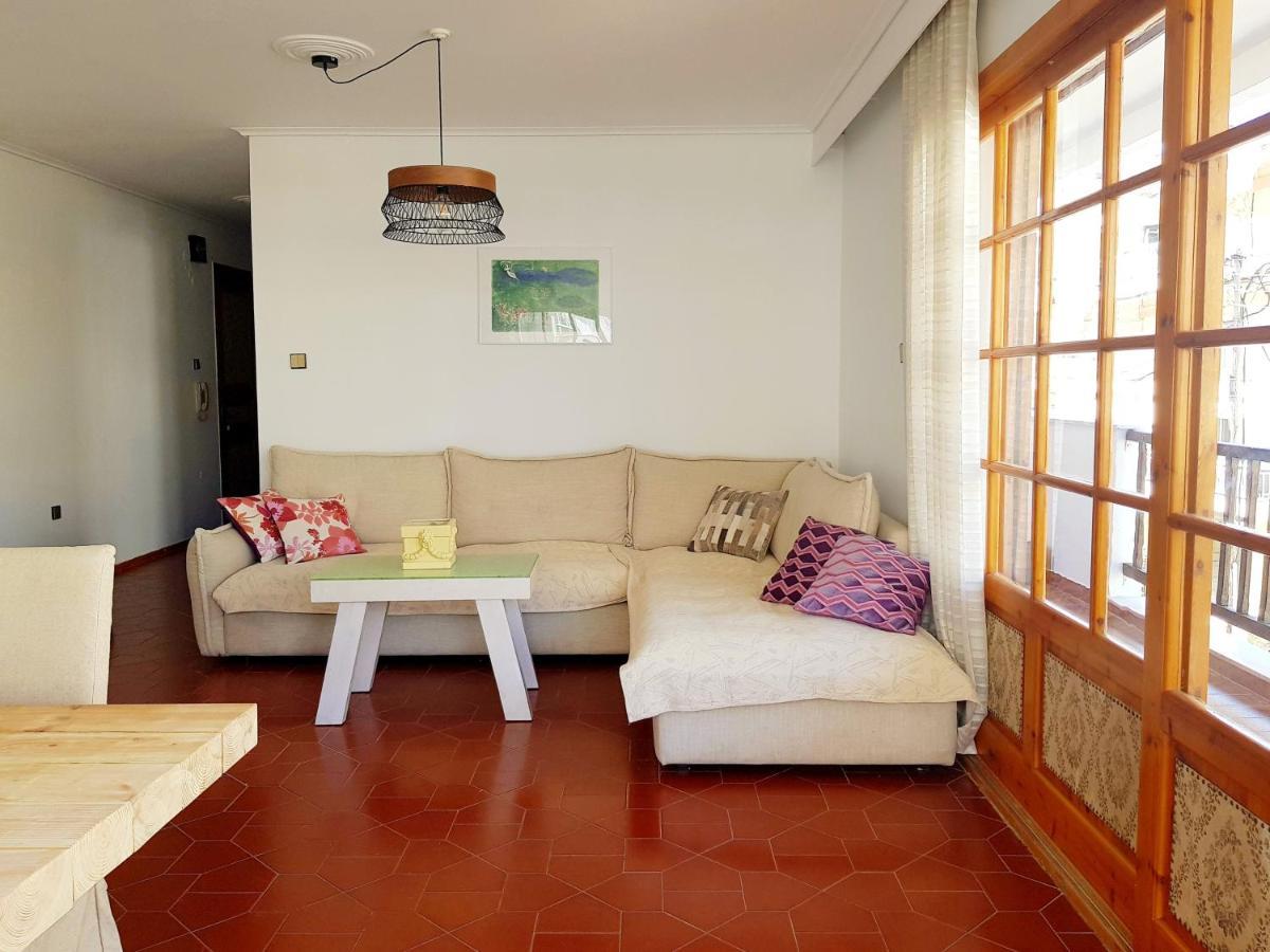 Perea Beach And Sea View Apartment Peraía Dış mekan fotoğraf